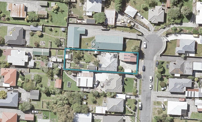 77 Hyde Street, Wainuiomata, Lower Hutt - Carousel 1