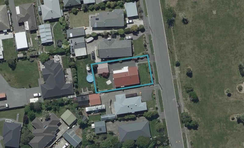 21 Moyna Avenue, Dallington, Christchurch - Carousel 1