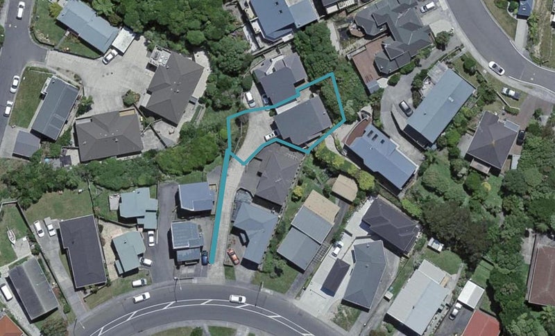 80B Stewart Drive, Newlands, Wellington - Carousel 1