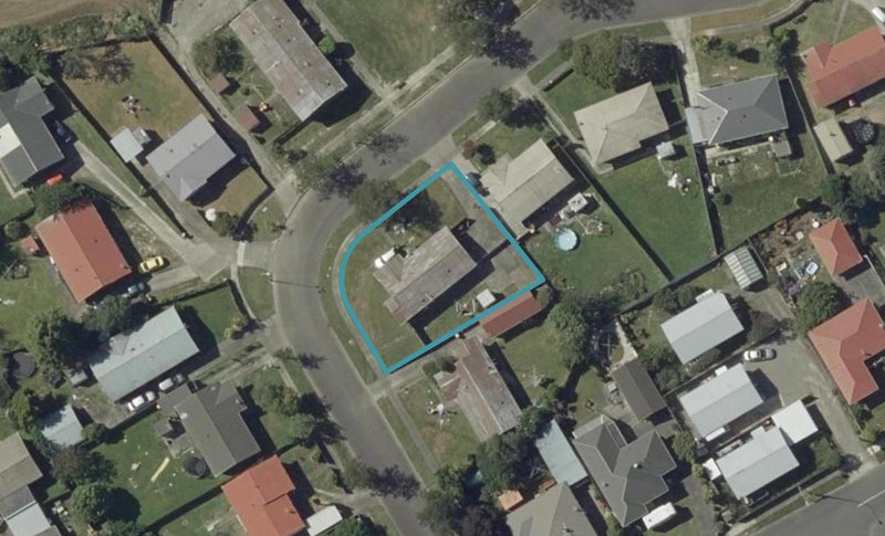 24 Charwell Place, Highbury, Palmerston North - Carousel 1