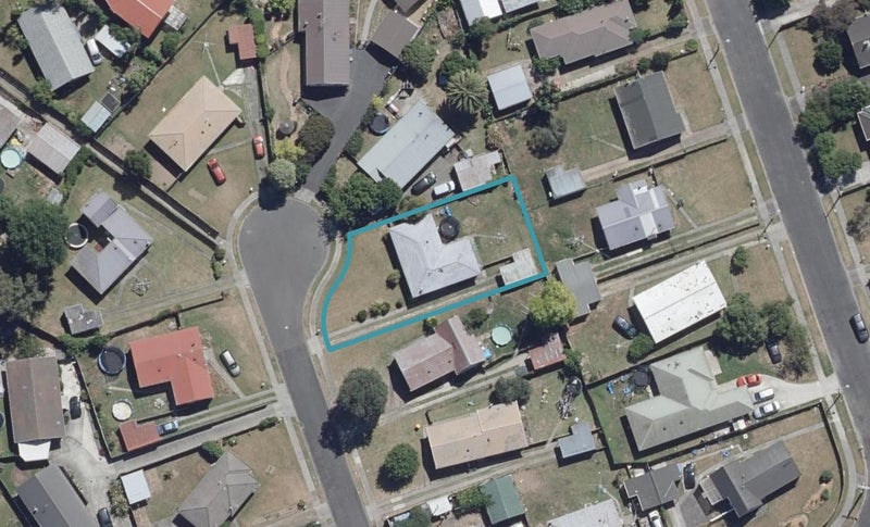 8 Lydiard Place, Chartwell, Hamilton - Carousel 1