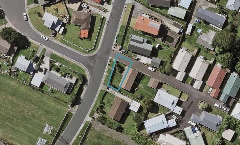 12D Italia Grove, Mount Wellington, Auckland - Carousel 1