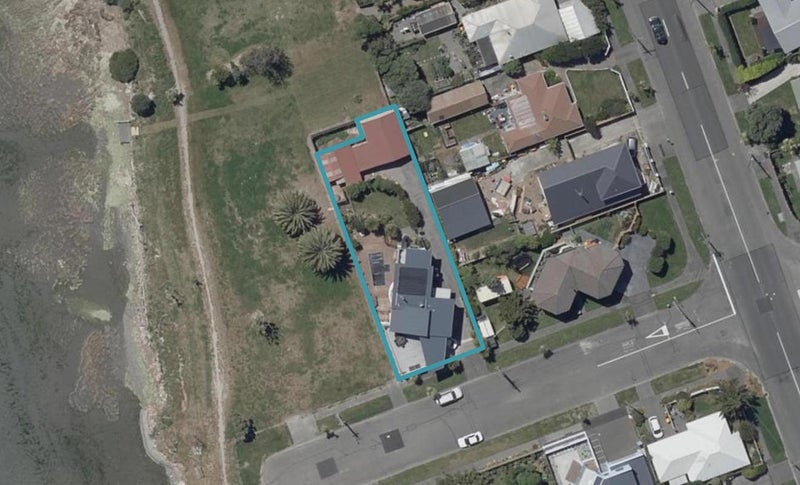 5 Penguin Street, Southshore, Christchurch - Carousel 1