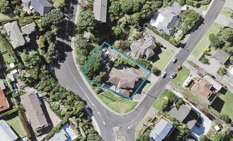2/88 Pah Road, Cockle Bay, Auckland - Carousel 1