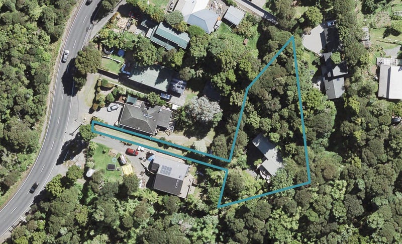 484 Huia Road, Laingholm, Auckland - Carousel 1