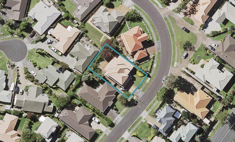 11 Ambleside Drive, Northpark, Auckland - Carousel 1