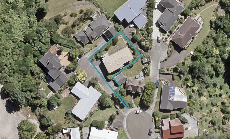 12 Plantagenet Grove, Kingsley Heights, Upper Hutt - Carousel 1