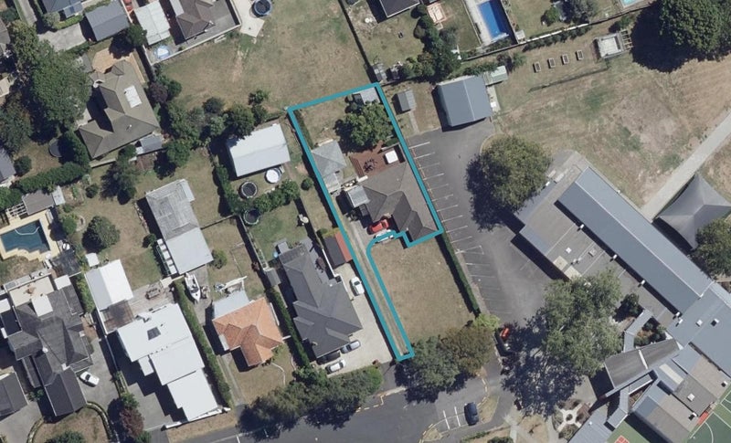 17 Woodstock Road, Fairfield, Hamilton - Carousel 1