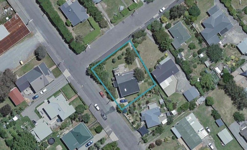 15 Naples Street, Martinborough - Carousel 1