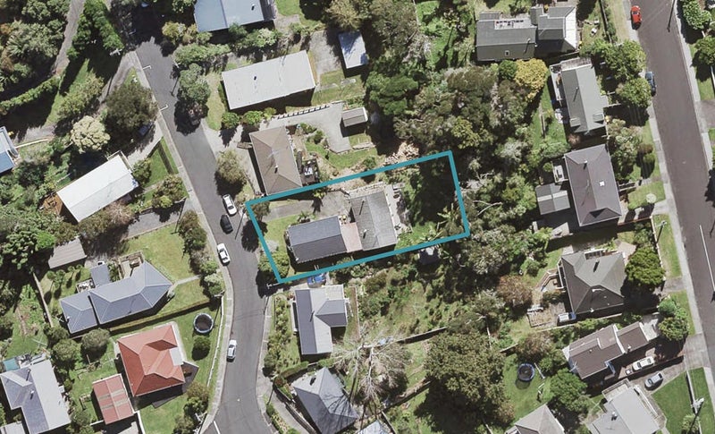 1/5 Paris Place, Birkenhead, Auckland - Carousel 1