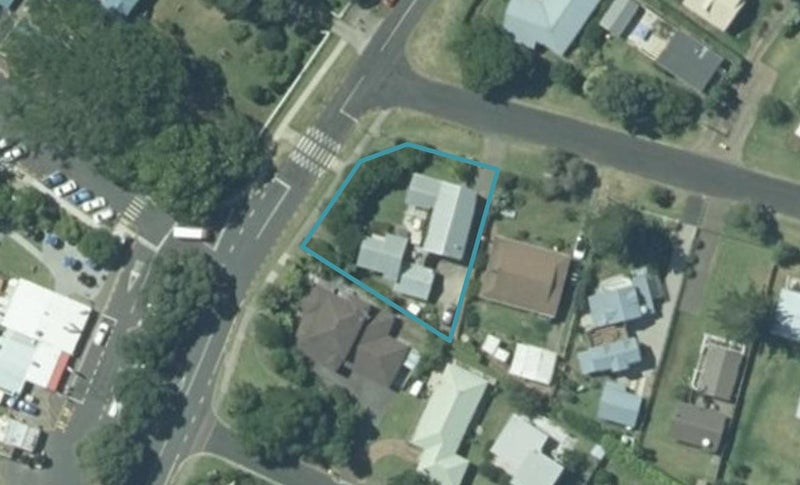 2 Dawn Avenue, Hahei, Whitianga - Carousel 1