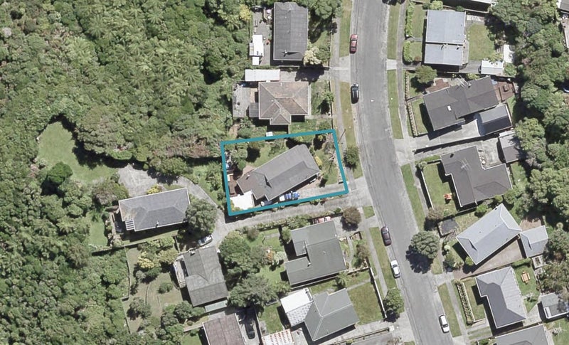 55 Waipounamu Drive, Kelson, Lower Hutt - Carousel 1