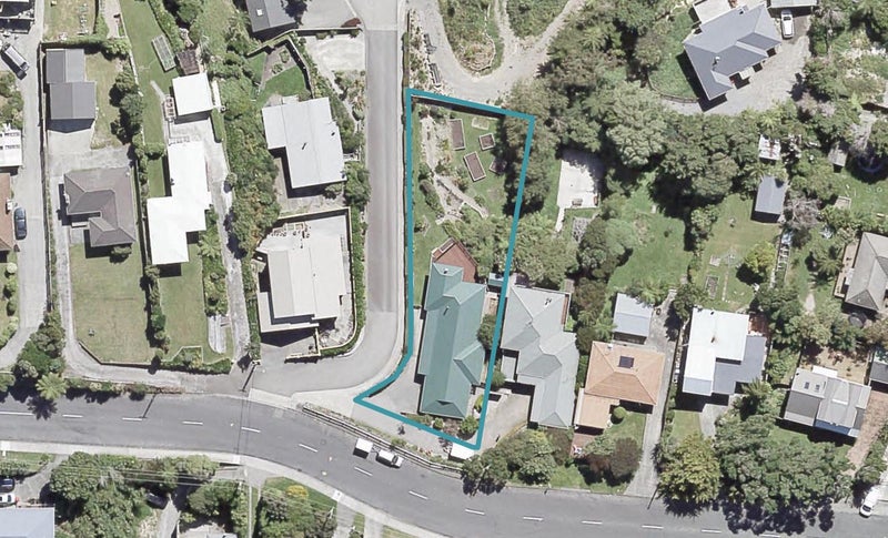 203 Miromiro Road, Normandale, Lower Hutt - Carousel 1