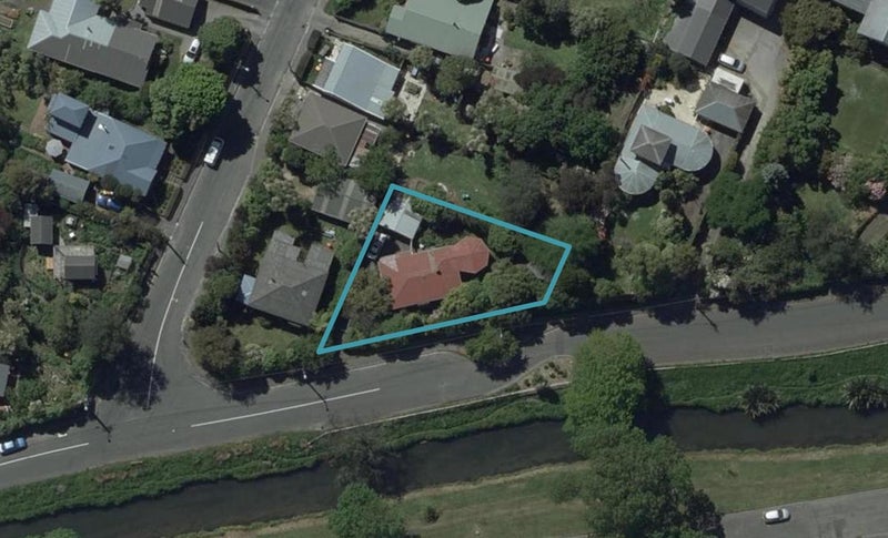 49 Fifield Terrace, Waltham, Christchurch - Carousel 1