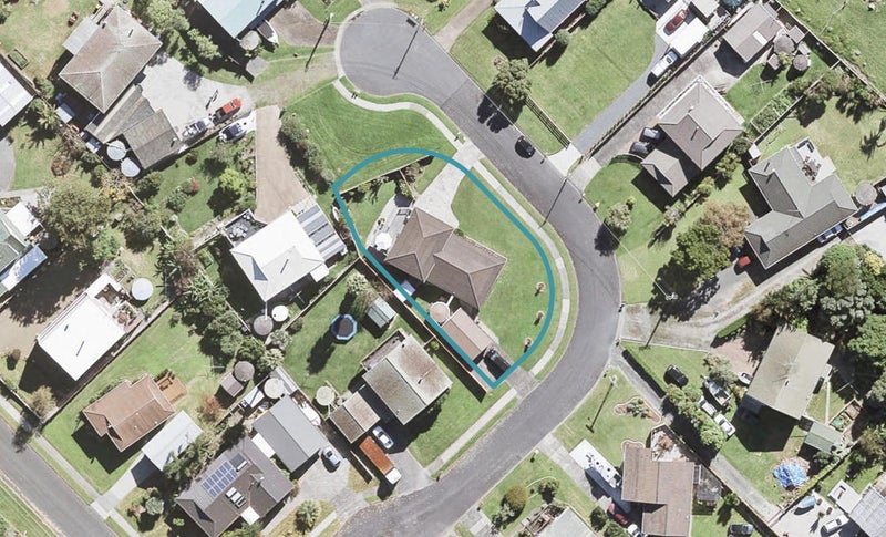 6 Cottonwood Place, Papakura - Carousel 1