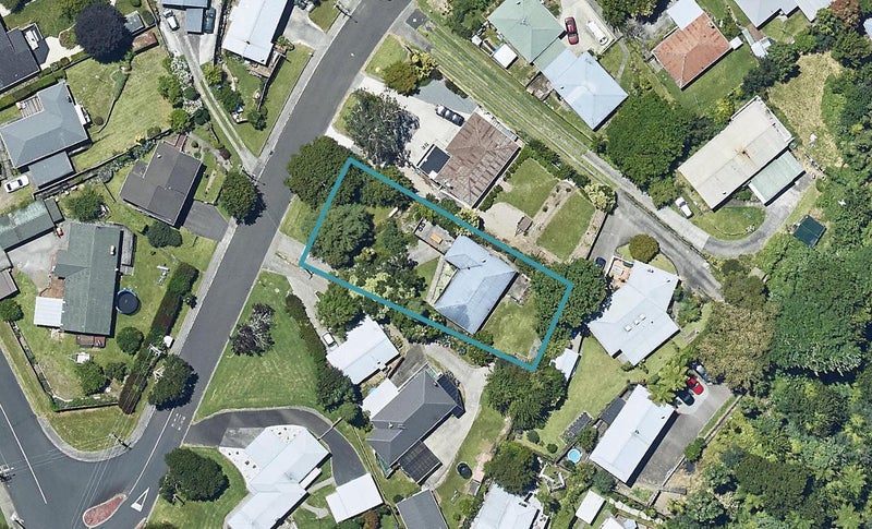 12 Wellesley Grove, Gate Pa, Tauranga - Carousel 1