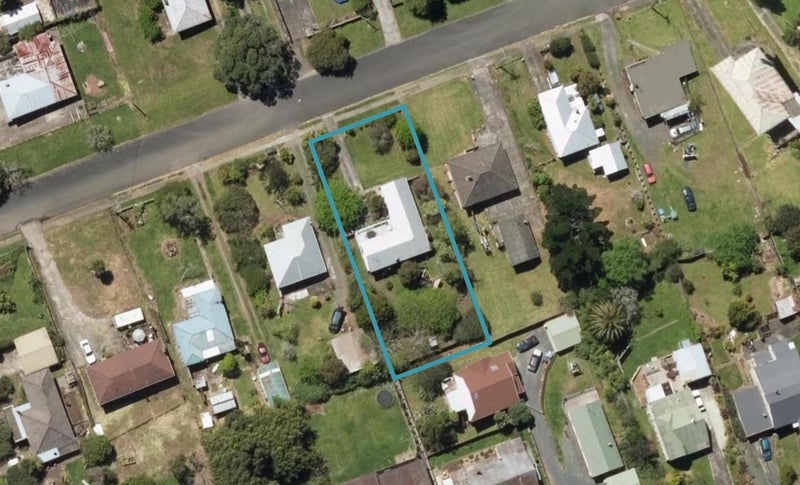 7 Lewis Street, Kamo, Whangarei - Carousel 1
