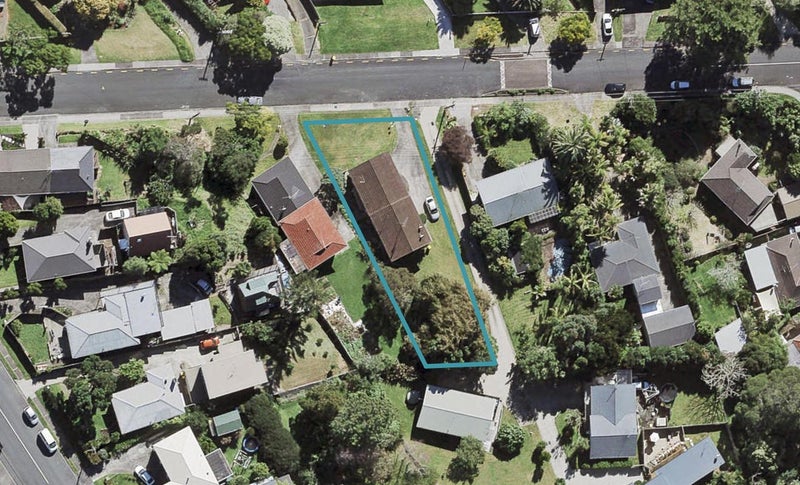 1/80 Peach Road, Glenfield, Auckland - Carousel 1