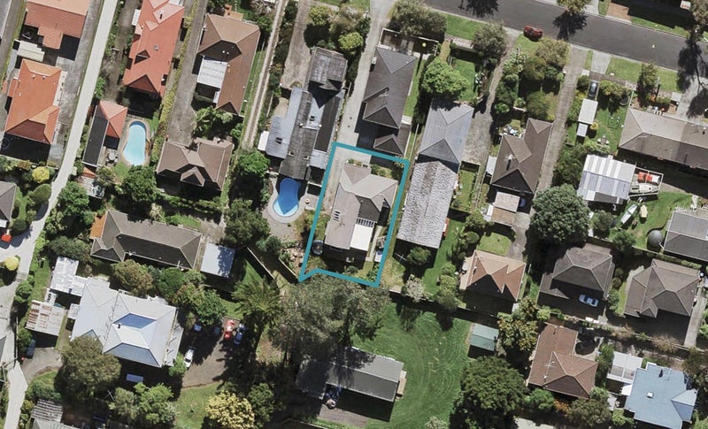 6A Rewi Road, Royal Oak, Auckland - Carousel 1