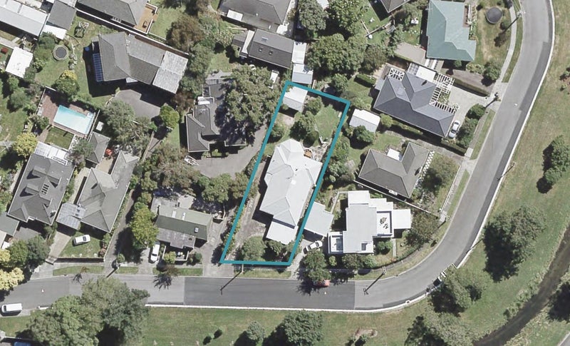 161 Riverside Drive, Waiwhetu, Lower Hutt - Carousel 1