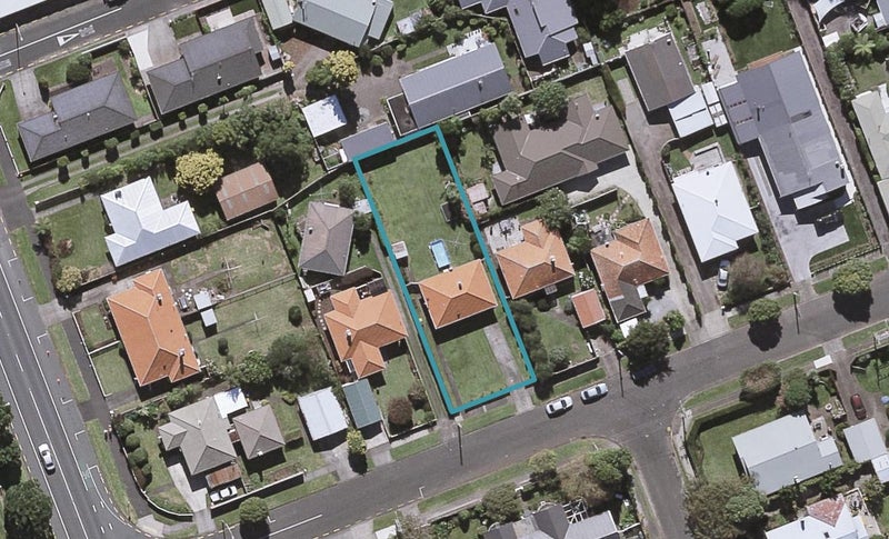 7 Timandra Street, Welbourn, New Plymouth - Carousel 1
