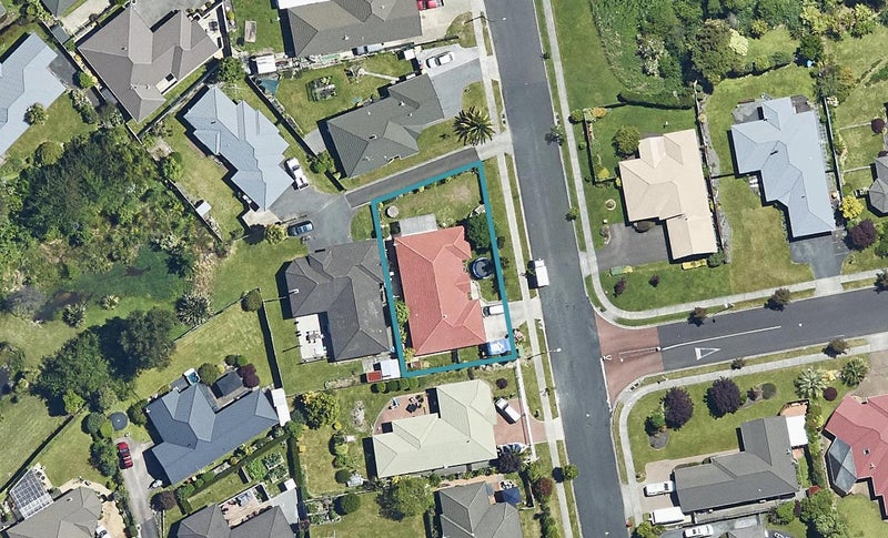 24 McCahon Drive, Pukehangi, Rotorua - Carousel 1