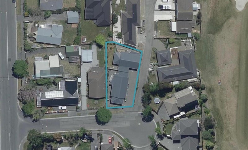 2/5 Florance Place, Parklands, Christchurch - Carousel 1