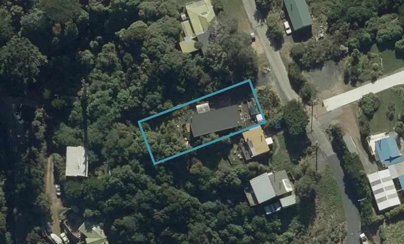 66 Oxley Crescent, Broad Bay, Dunedin - Carousel 1