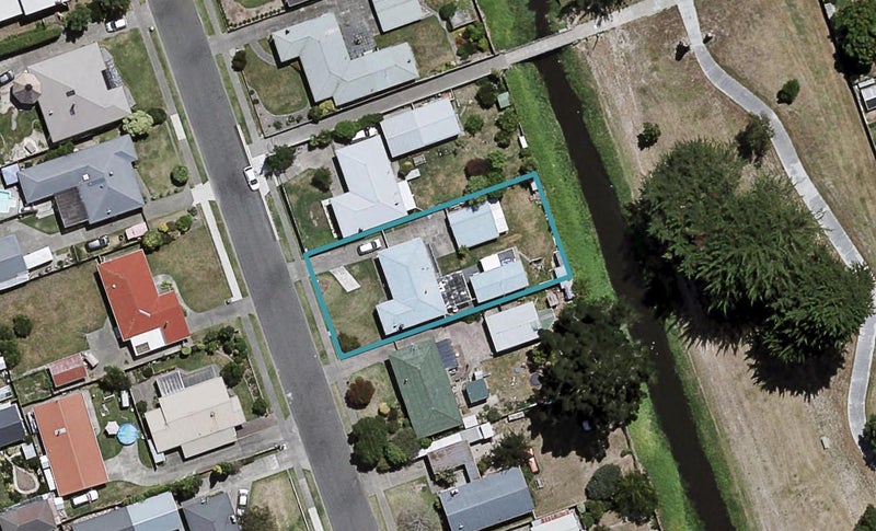 19 Exeter Crescent, Pirimai, Napier - Carousel 1
