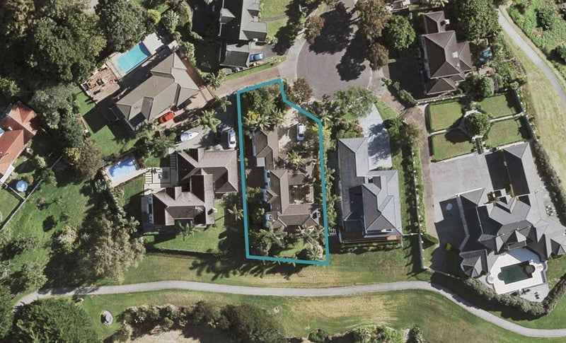 25 Mull Place, Wattle Downs, Auckland - Carousel 1