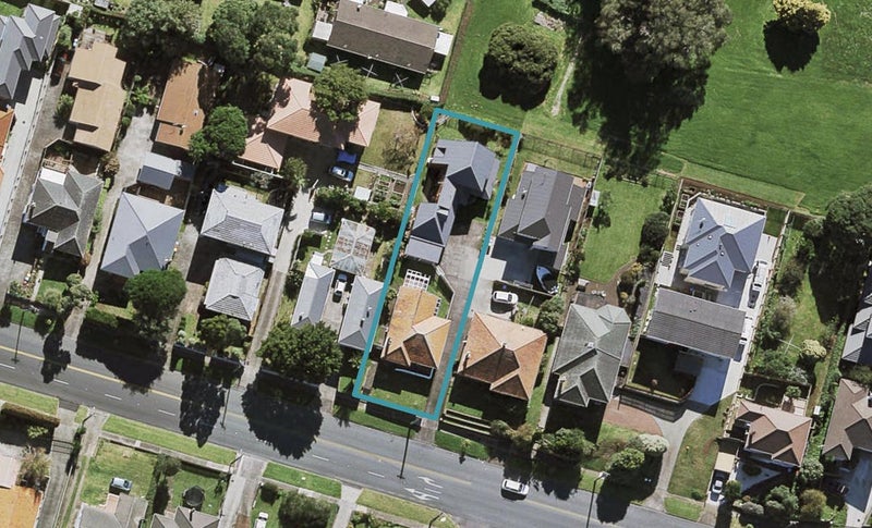 2/0 Herd Road, Hillsborough, Auckland - Carousel 1