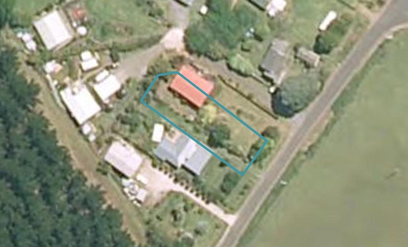 8 Awhitu Gully Road, MANUKAU HEADS, AWHITU - Carousel 1