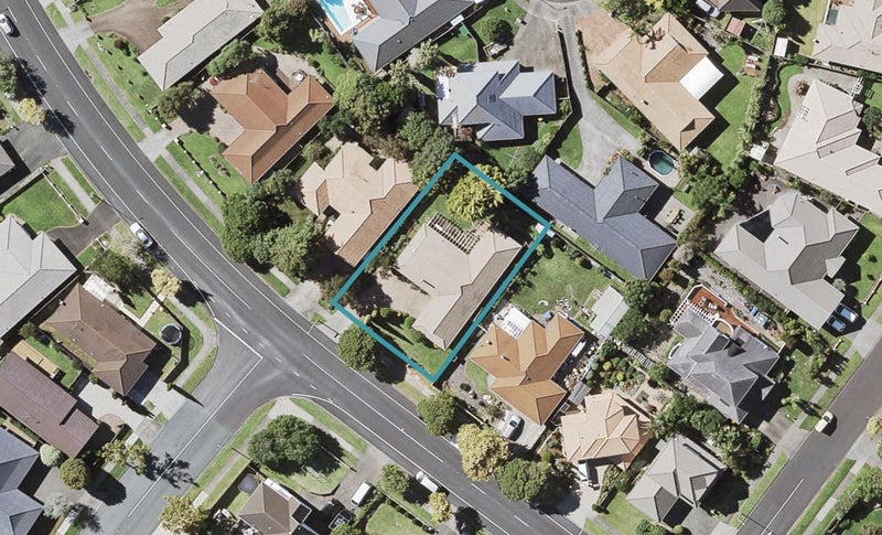 17 Kilimanjaro Drive, Northpark, Auckland - Carousel 1