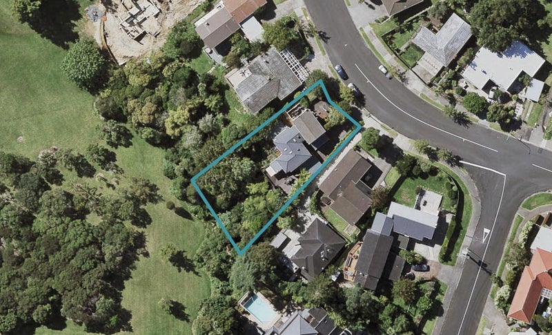 2/41 Ripon Crescent, Meadowbank, Auckland - Carousel 1