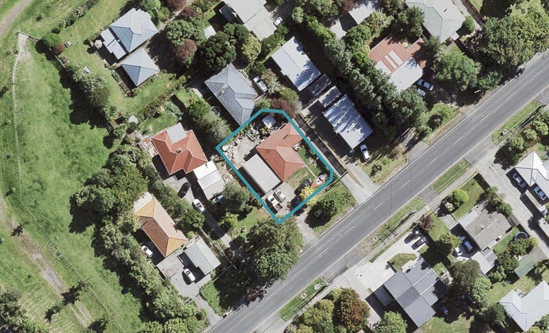 207 Henderson Valley Road, Henderson, Auckland - Carousel 1