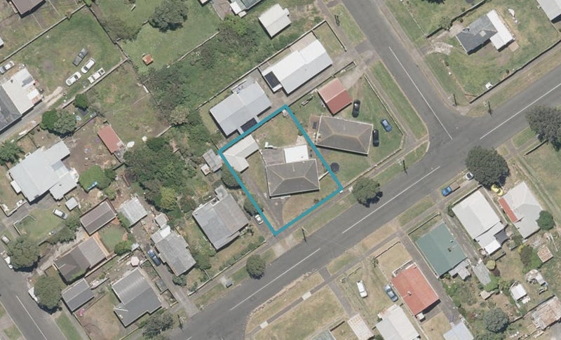 11A Manuka Street, Castlecliff, Whanganui - Carousel 1