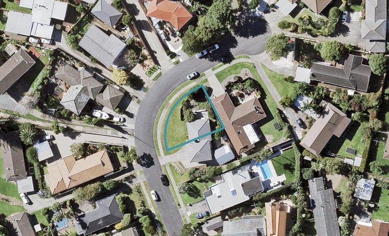 5B Mander Place, Bucklands Beach, Auckland - Carousel 1