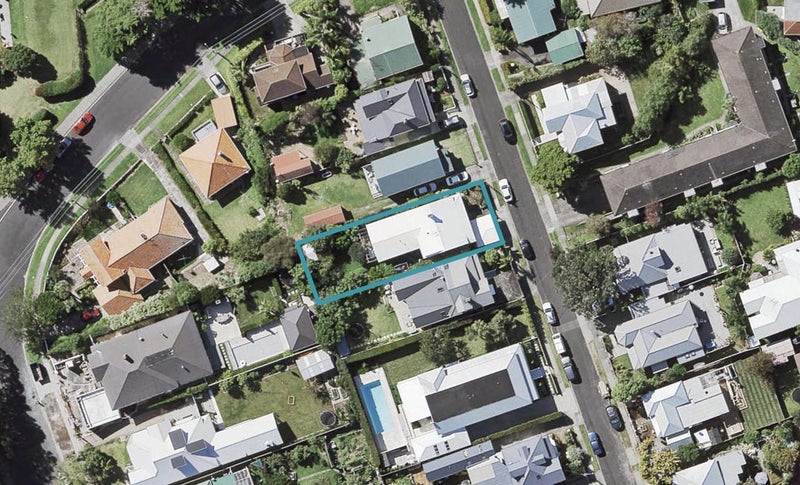19 Cambria Road, Devonport, Auckland - Carousel 1