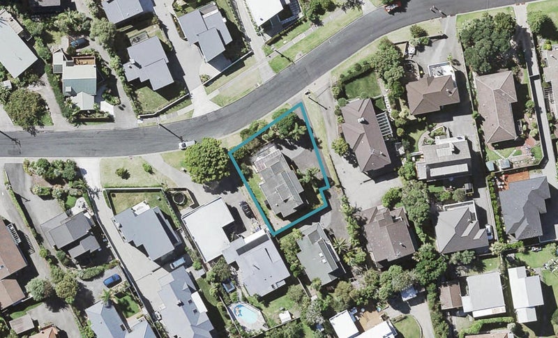 32A Penzance Road, Mairangi Bay, Auckland - Carousel 1