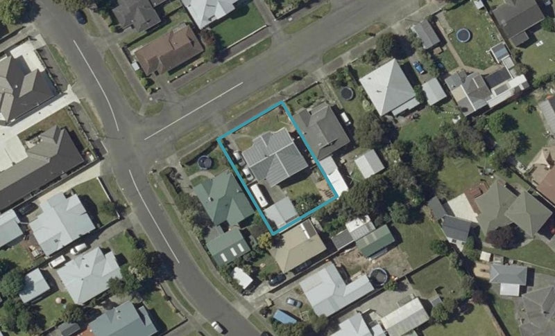 6 Douglas Street, West End, Palmerston North - Carousel 1
