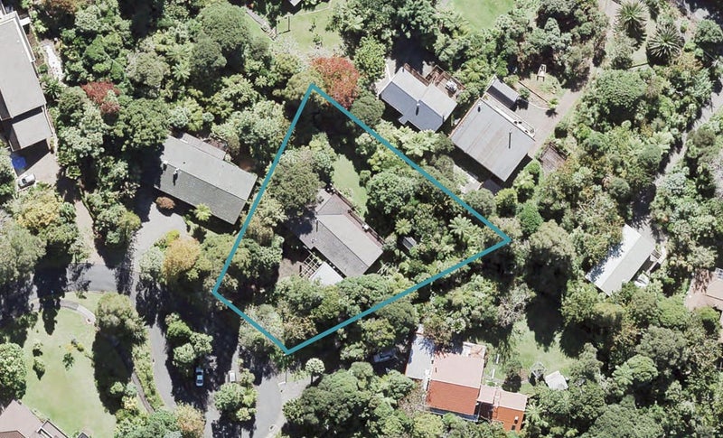 22 Atarua Gardens, Waiatarua, Auckland - Carousel 1