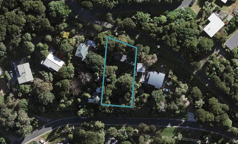 2 Matapana Road, Palm Beach, Waiheke Island - Carousel 1