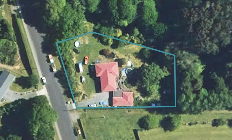 76 Swansea Road, Stratford - Carousel 1