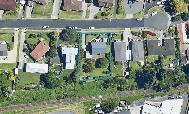 16 Cooneys Drive, Matua, Tauranga - Carousel 1