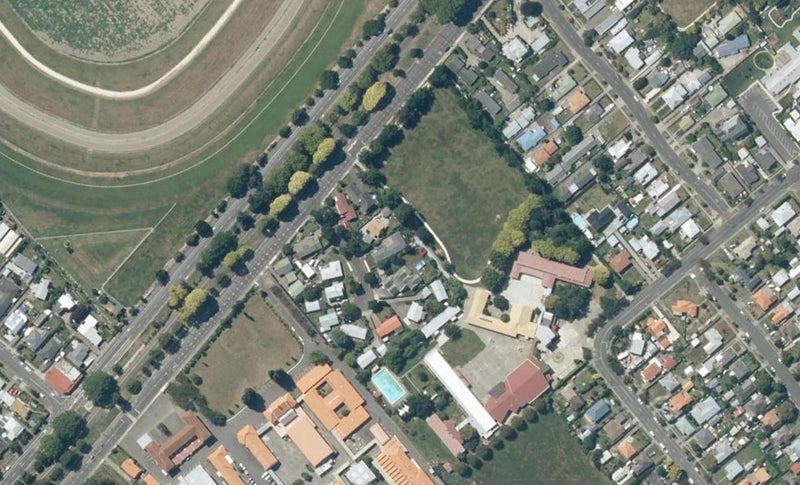 6A Martin Dale, Raureka, Hastings - Carousel 1