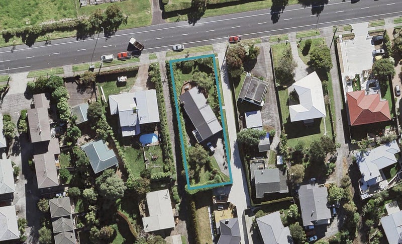 203 Eskdale Road, Birkenhead, Auckland - Carousel 1