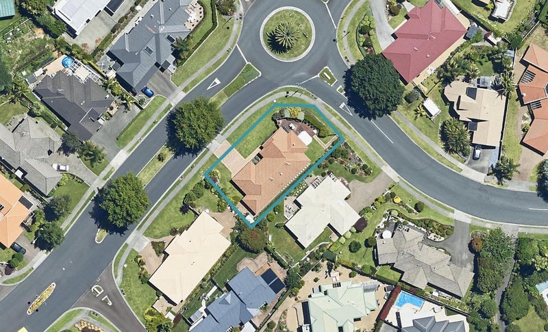 2 Bethlehem Heights, Bethlehem, Tauranga - Carousel 1
