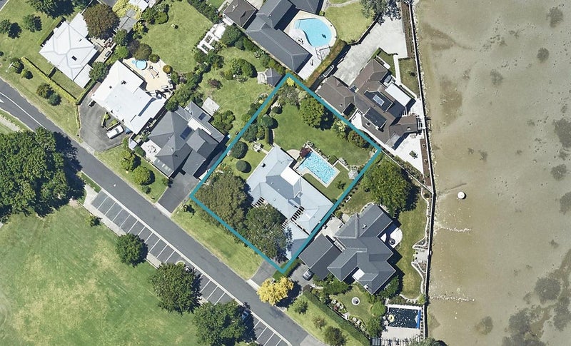 7 Harvey Street, Tauranga South, Tauranga - Carousel 1