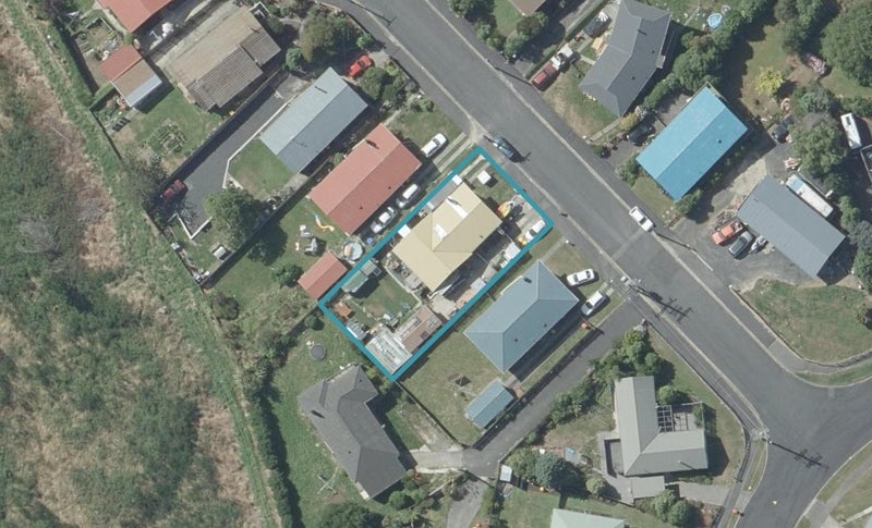 10 Davies Street, Concord, Dunedin - Carousel 1