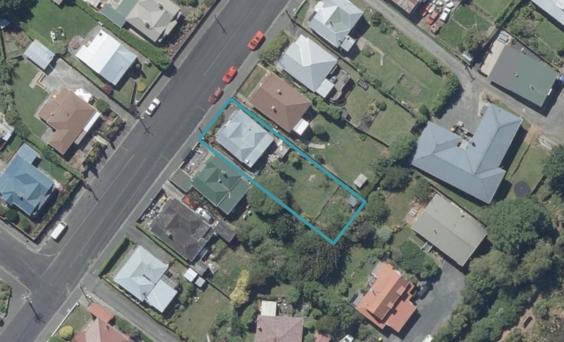 70 Nairn Street, Kaikorai, Dunedin - Carousel 1